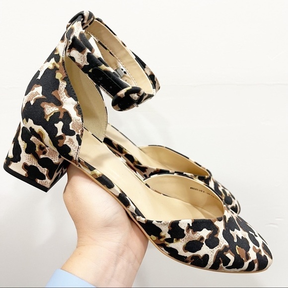 Cabi Kiki Ankle Strap Sandal Style #6020 Animal Print Size 9 Block Heel - Picture 2 of 11